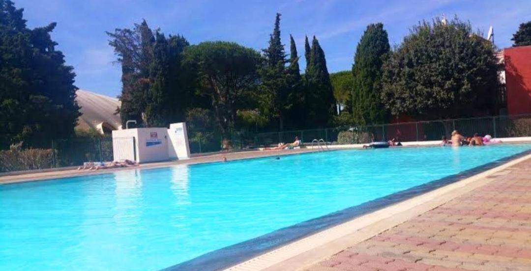 Hotel Tennis International Agde Exteriör bild